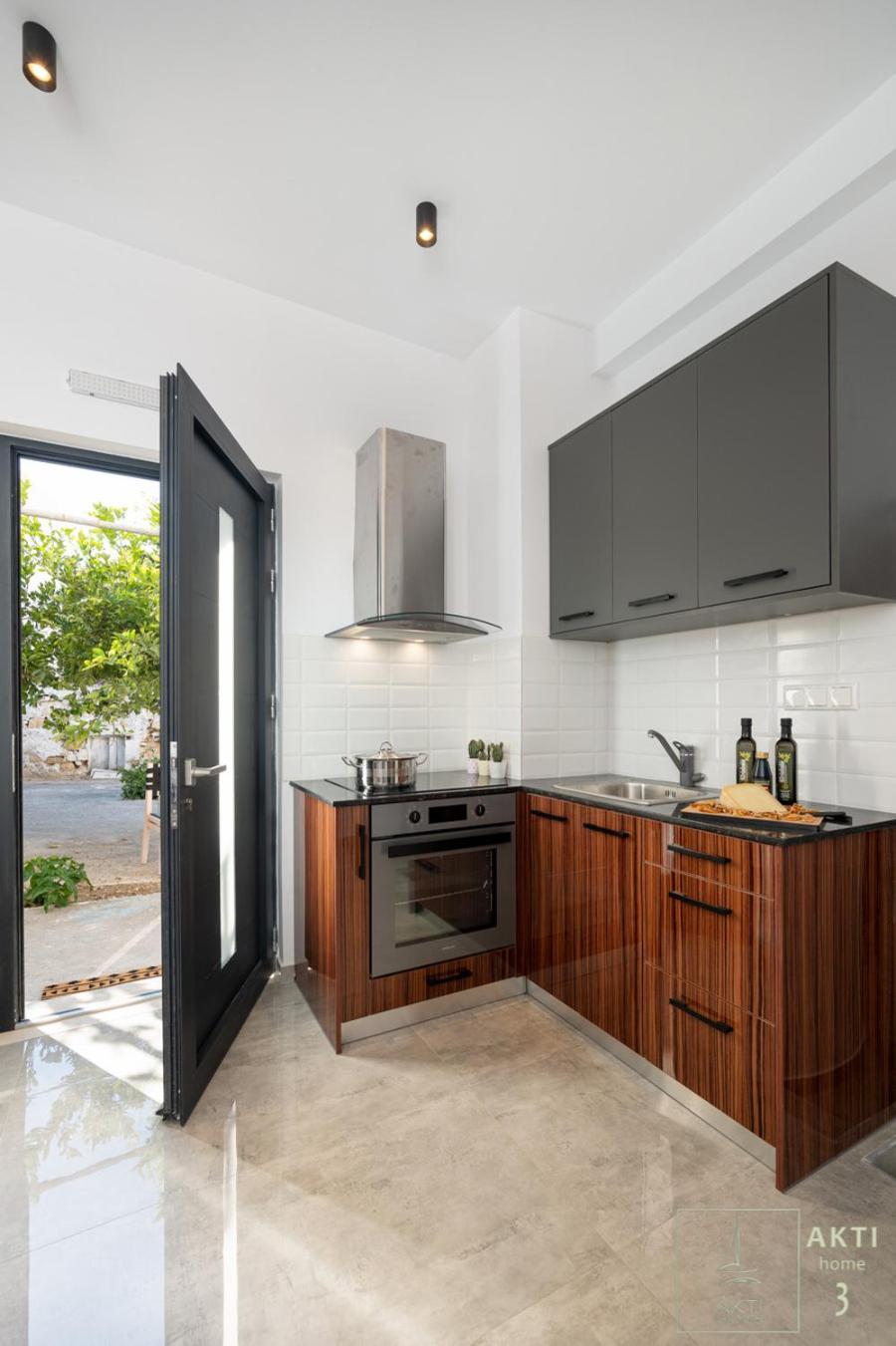 Akti Homes Ferienhaus *