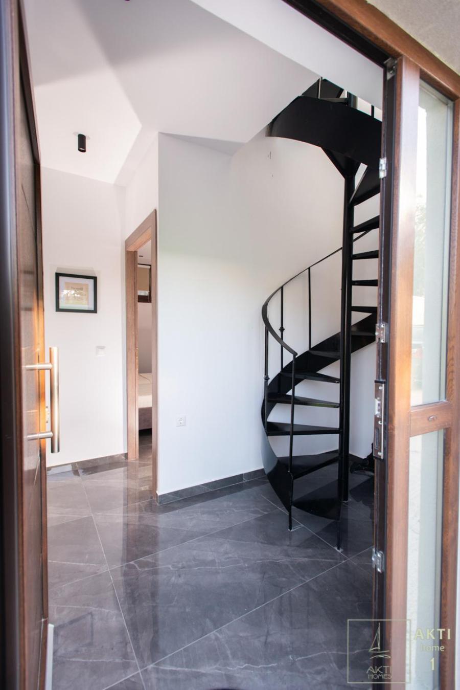 Akti Homes Ferienhaus *